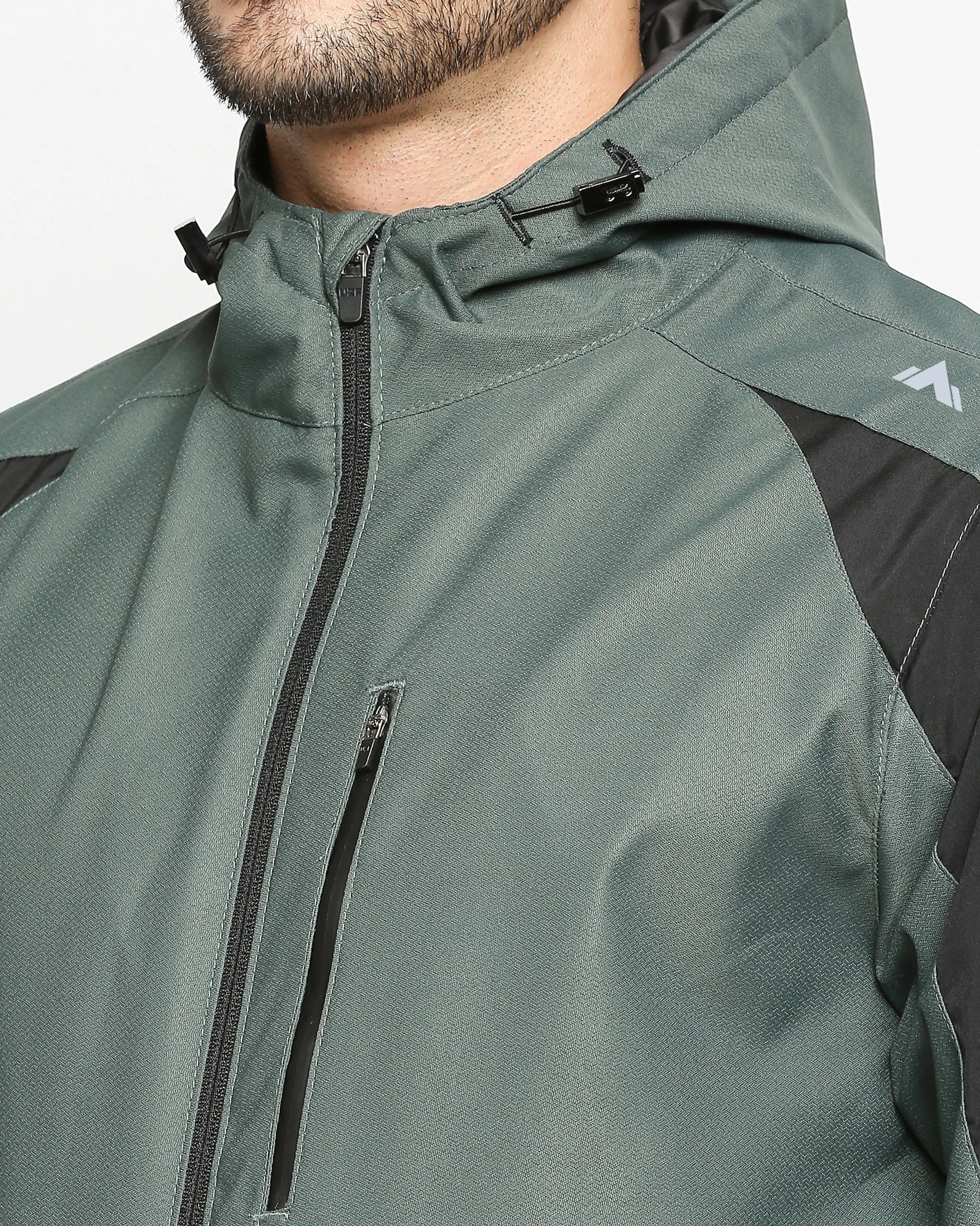 MW117 Green Jogger's Jacket