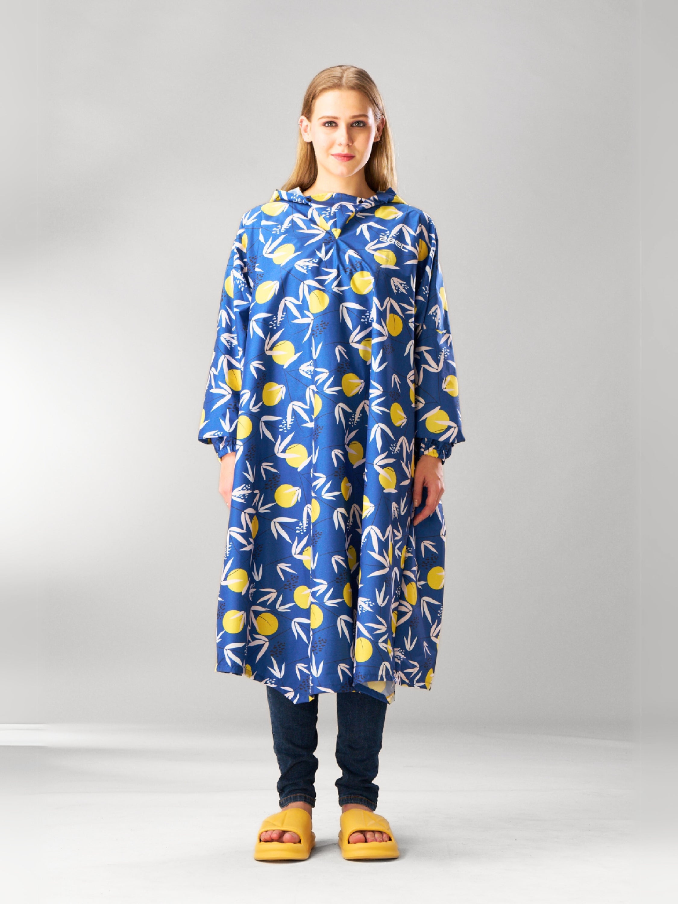 Self-Packable Blue Fabric Rain Poncho - Zeelretail
