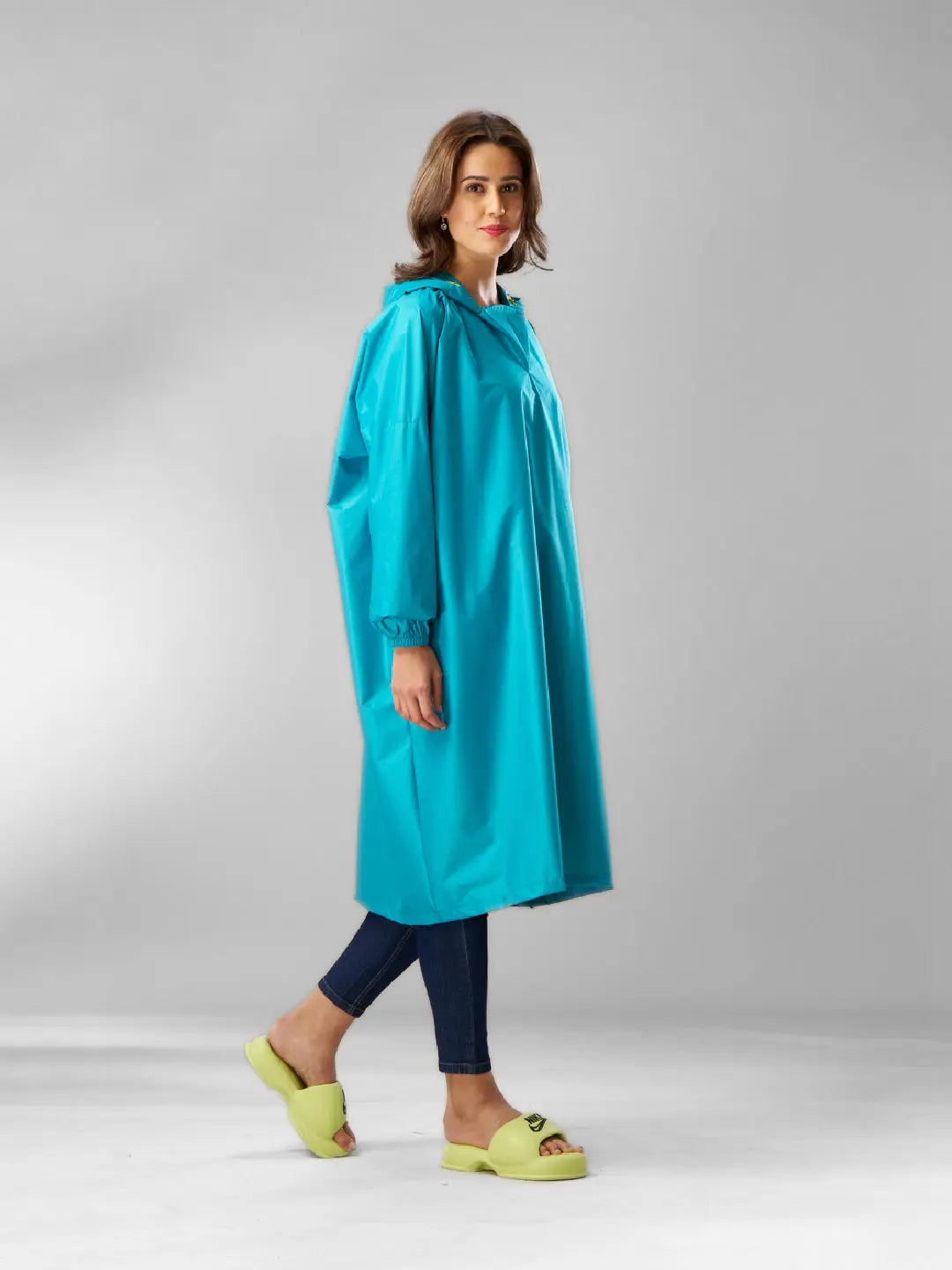 Self Packable Waterproof COLUMBIA Rain Poncho - AZ33 - Zeelretail